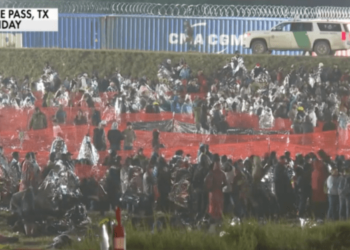 Texas arrests 4,000 people illegally entering country under new state law – Law Officer